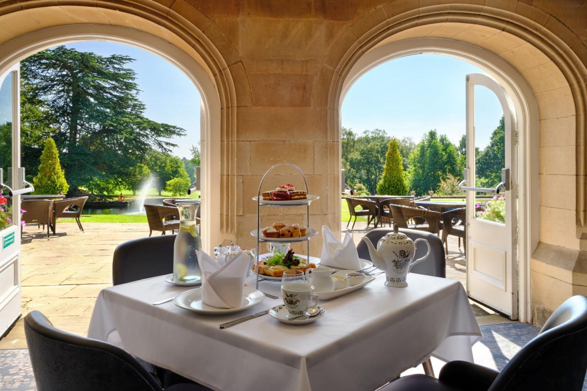 Delta Hotels By Marriott Breadsall Priory Country Club Дарби Екстериор снимка